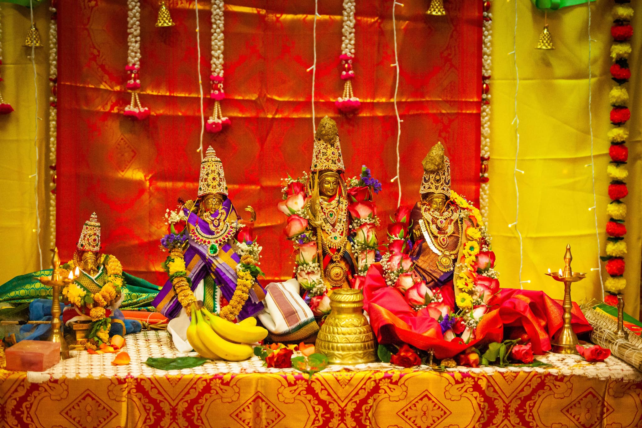 Flowers, Fruits, Mantras & Daanam: How Devotees Worship